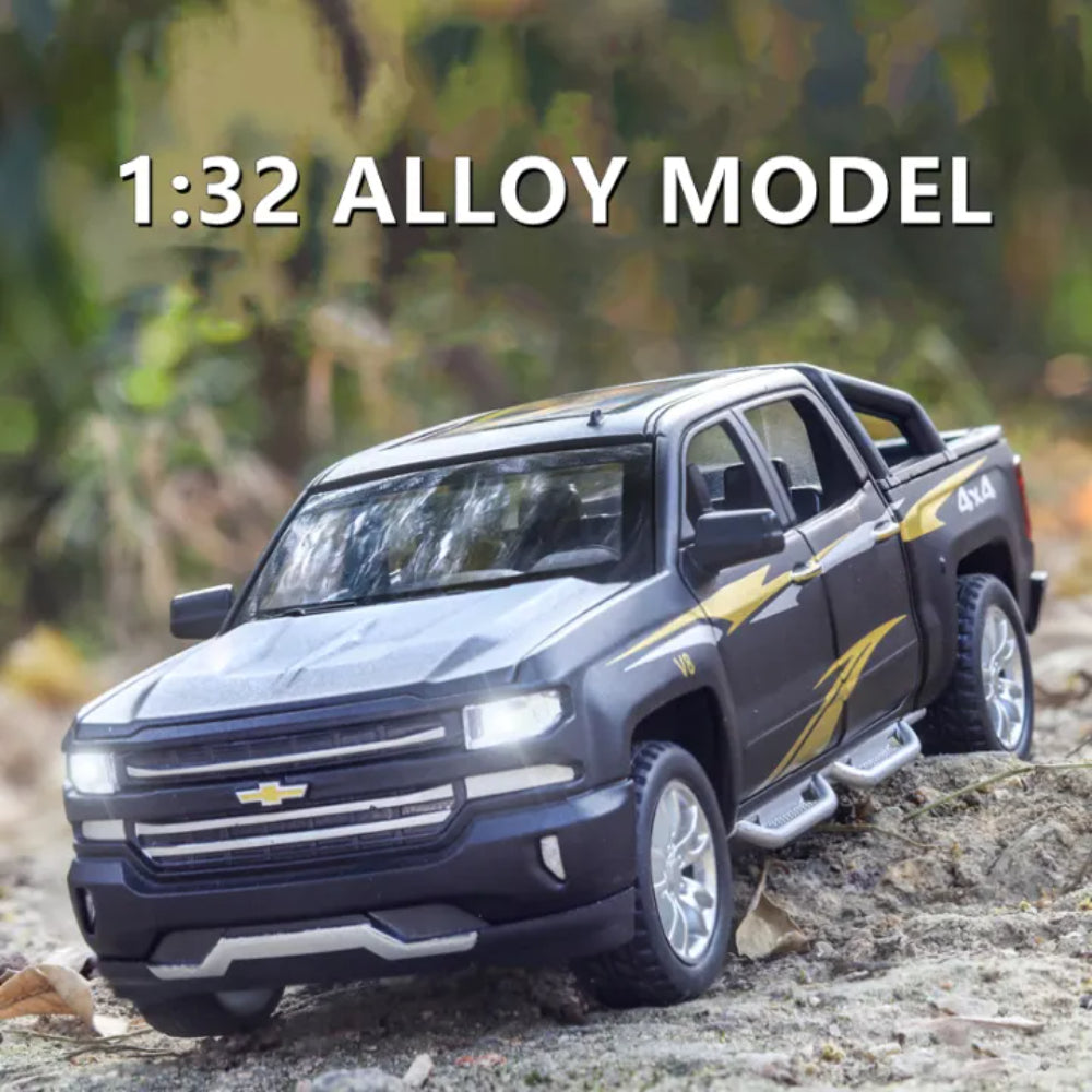 Chevrolet Silverado Pickup Model Alloy Die-Cast